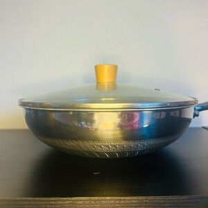 SUS 304 Elegant Stainless Steel Sauté Pan with Wooden Knob